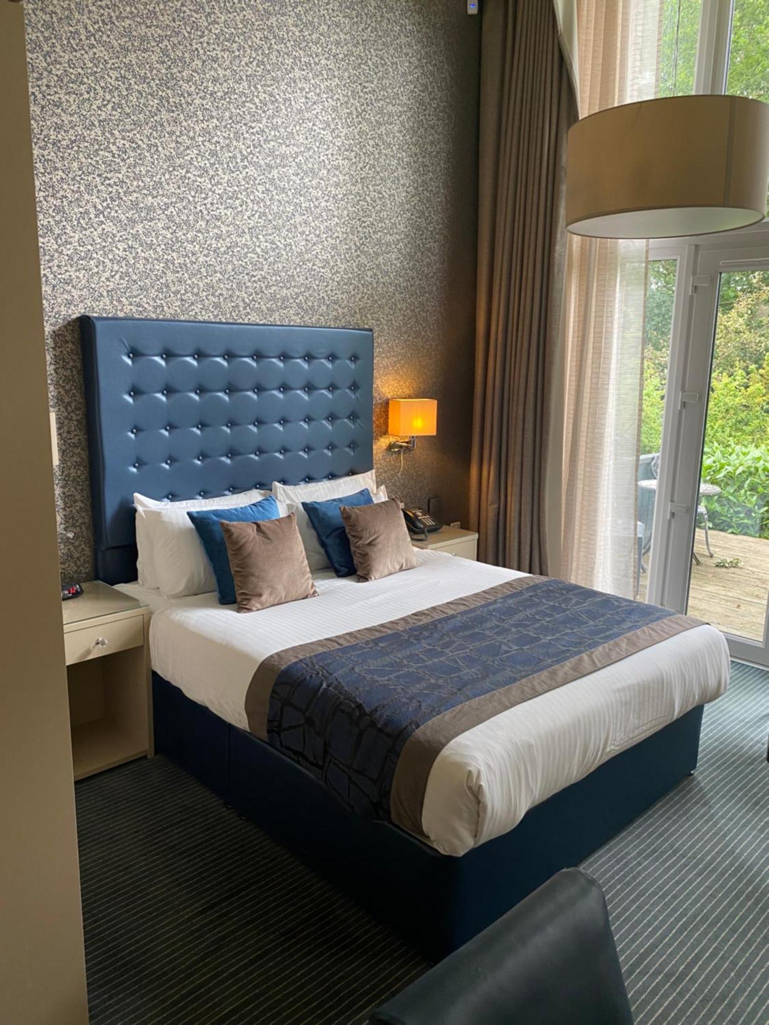 Hotel 315 Bar & Restaurant Huddersfield Esterno foto